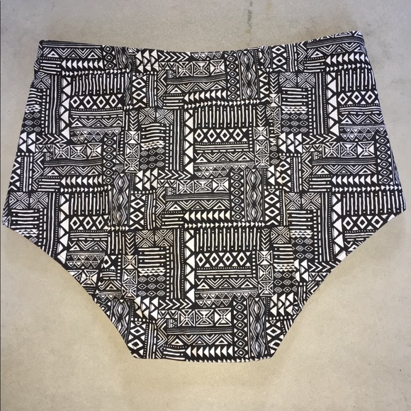 TORRID Geo Print High Waist Swim Bottom new - Picture 2 of 2